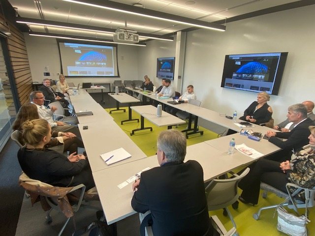 Image: Slika k prispevku: Obisk SABA delegacije v PA 