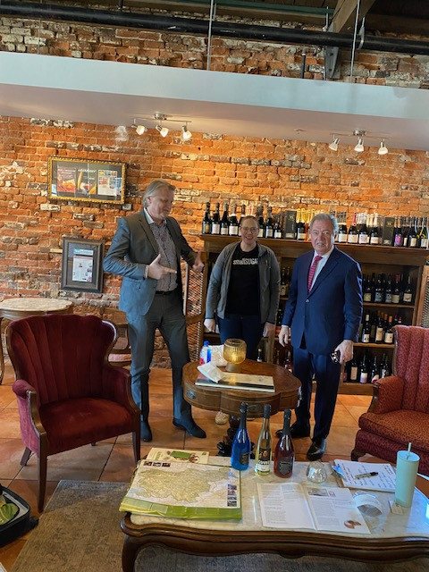 Image: Jurcek Zmauc, Sarah Simmons, Senator Dick Harpootlian